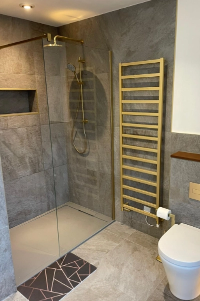 Luxury Reeded Walnut & Brass En-Suite Renovation 26