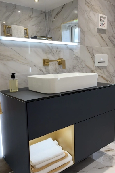 Modern Marble & Brass En-Suite Renovation 20